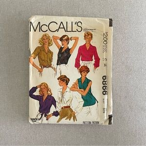 UNCUT McCall's Sewing Pattern - 6866 - size small 10 (Misses) Bust 32 1/2
